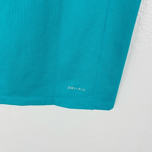 NWOT NIKE BLUE TEAL SHORT SLEEVE ATHLETIC LOOSE FIT TOP - Picture 4 of 8